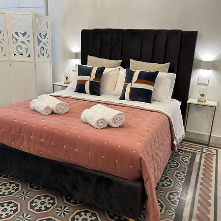 Maqueda View Apartment Palermo Bagian luar foto