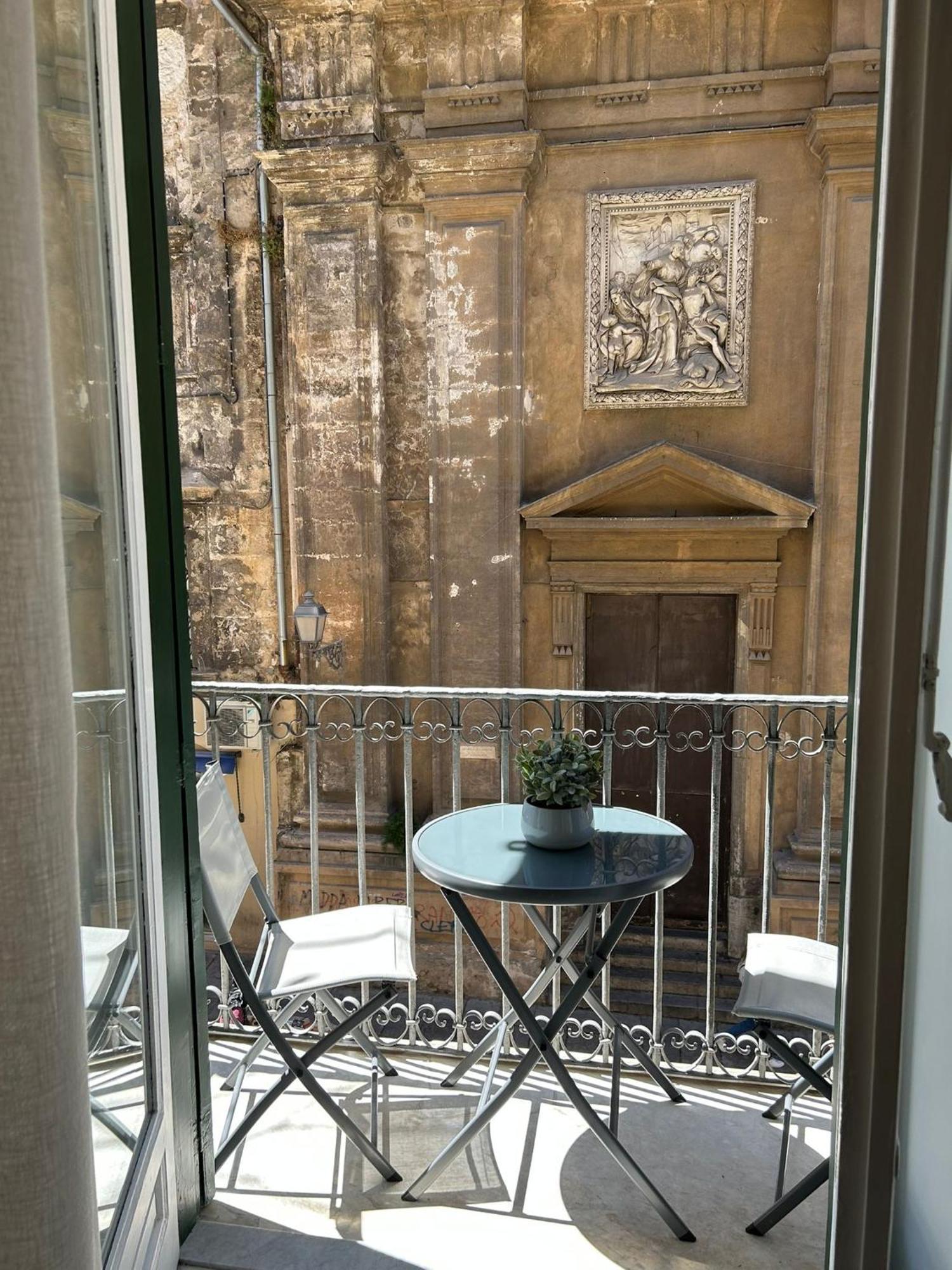 Maqueda View Apartment Palermo Bagian luar foto