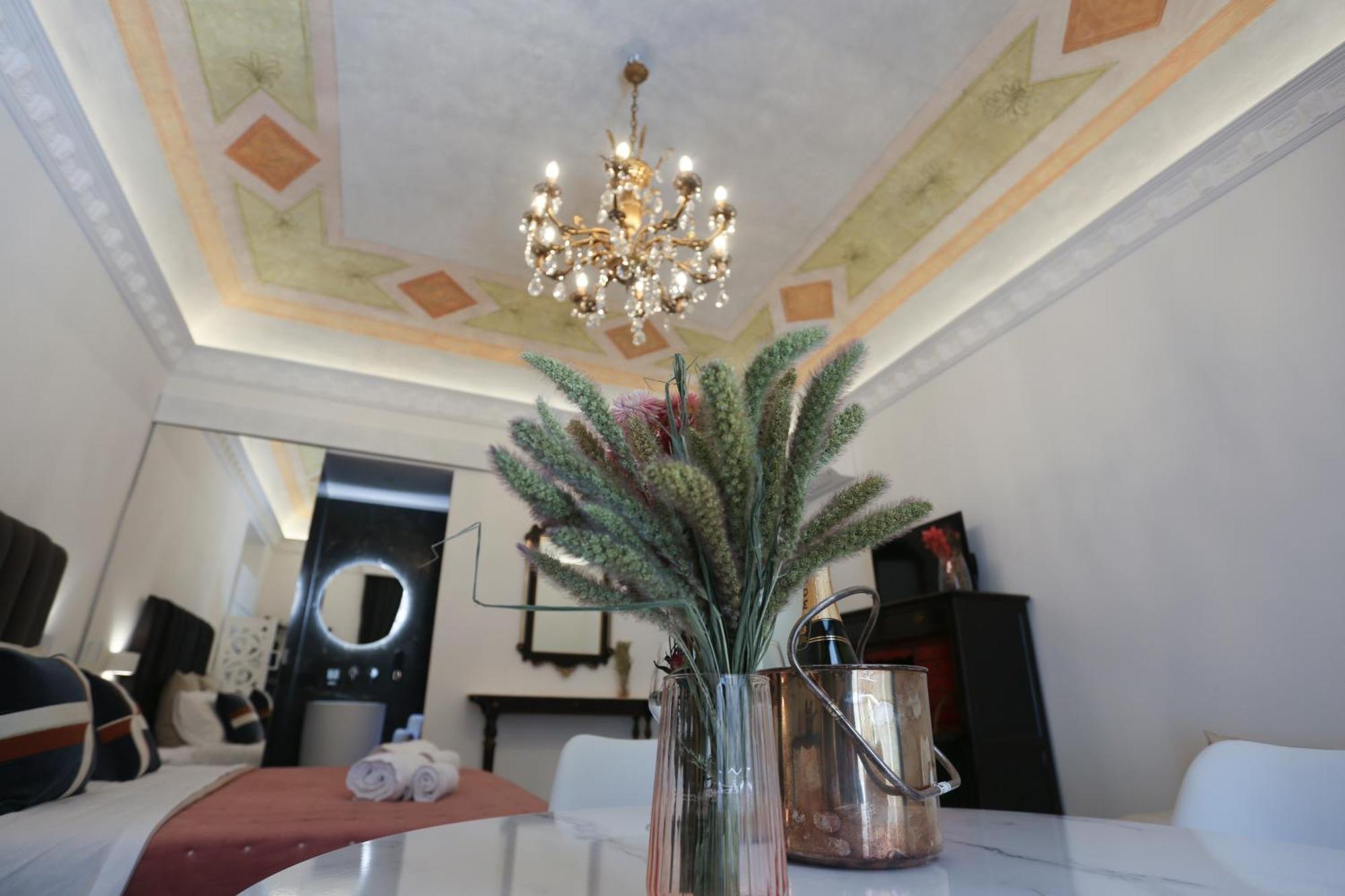 Maqueda View Apartment Palermo Bagian luar foto