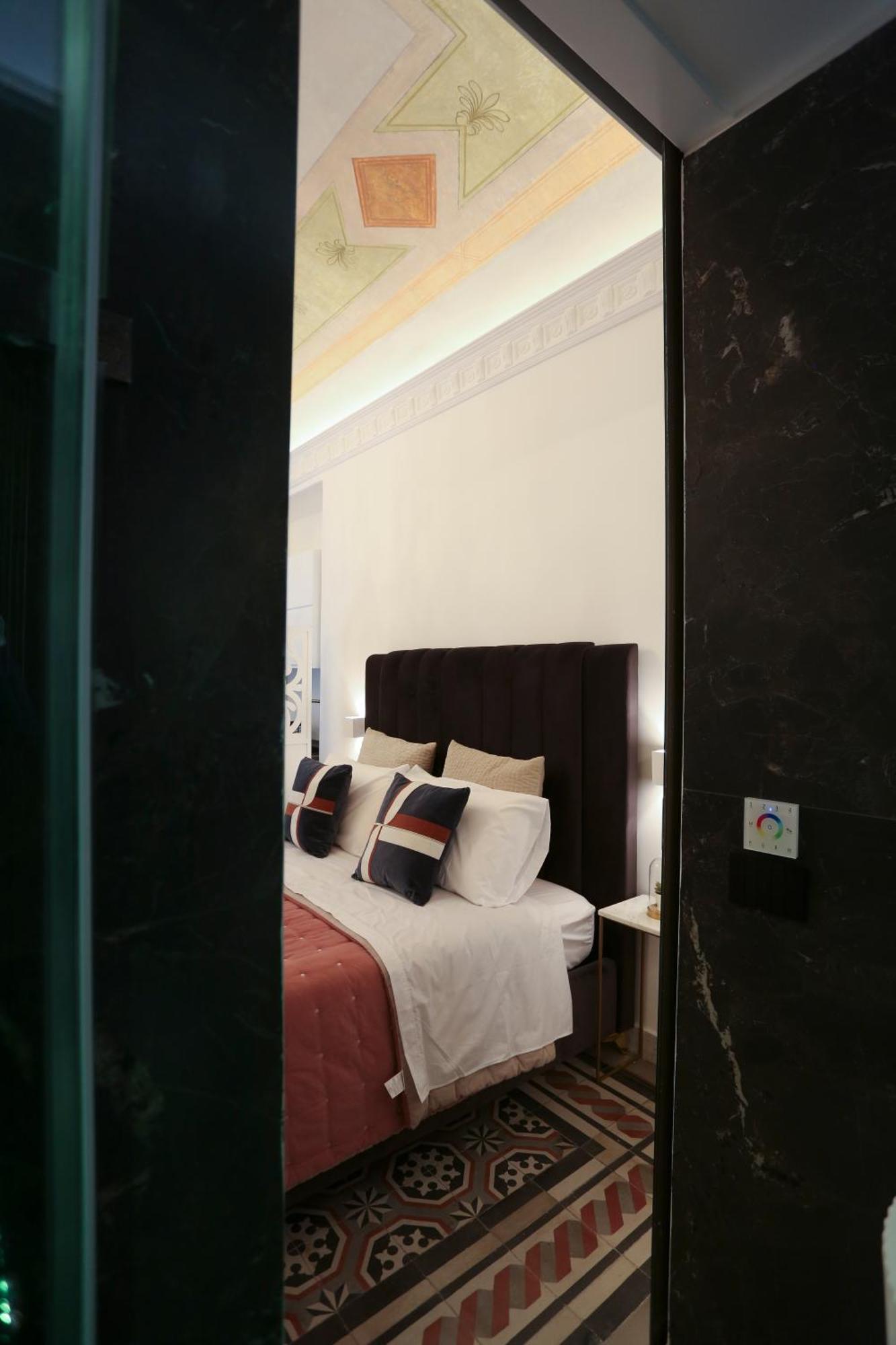 Maqueda View Apartment Palermo Bagian luar foto