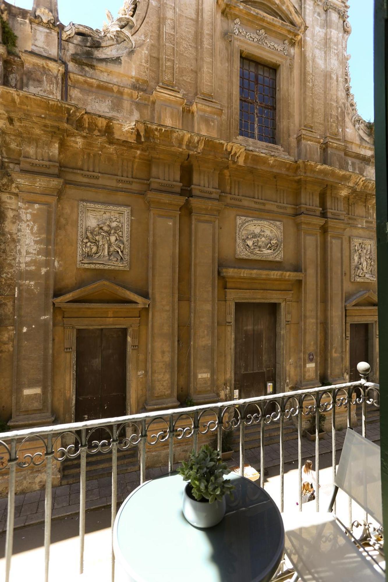 Maqueda View Apartment Palermo Bagian luar foto