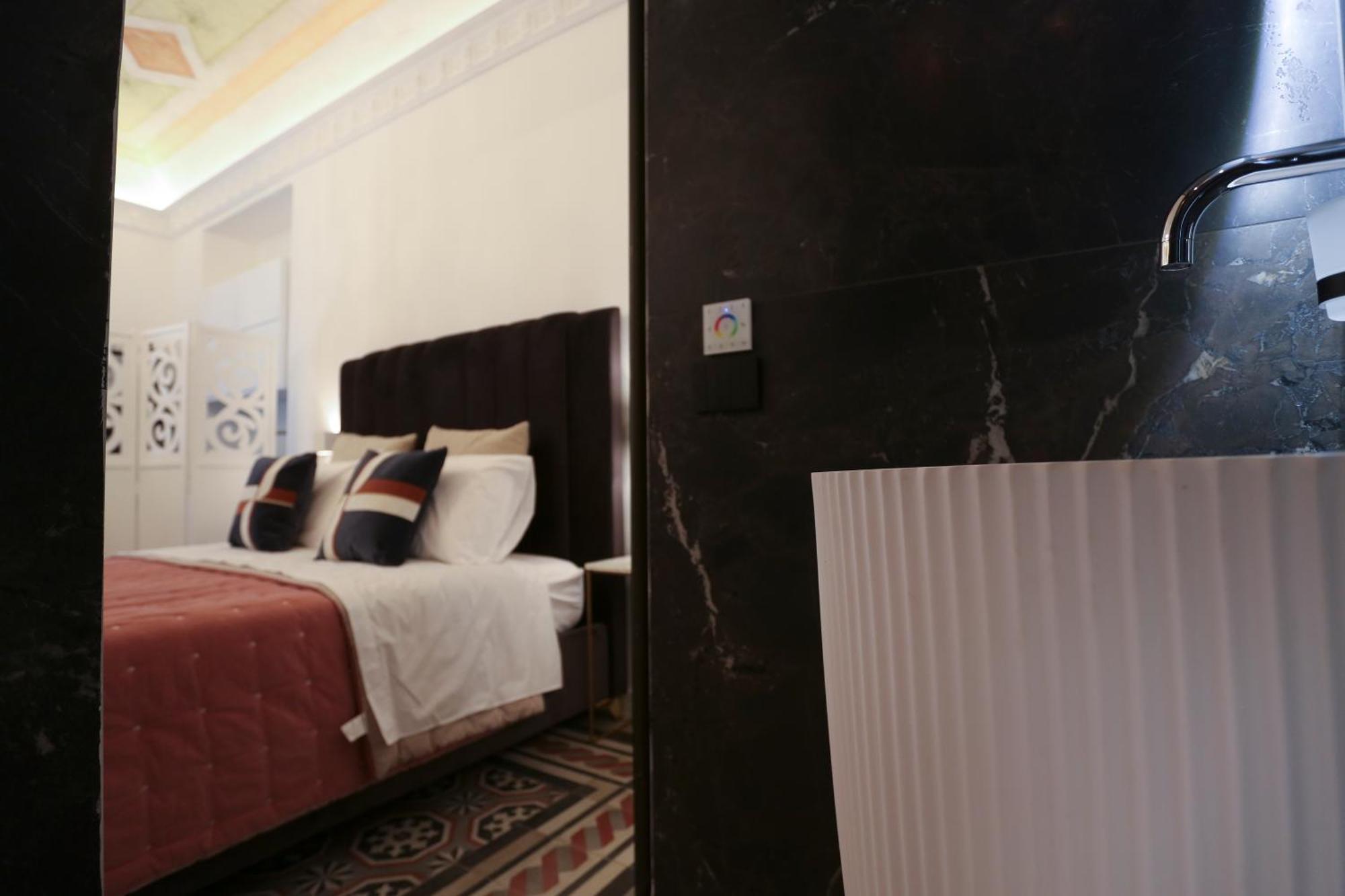 Maqueda View Apartment Palermo Bagian luar foto