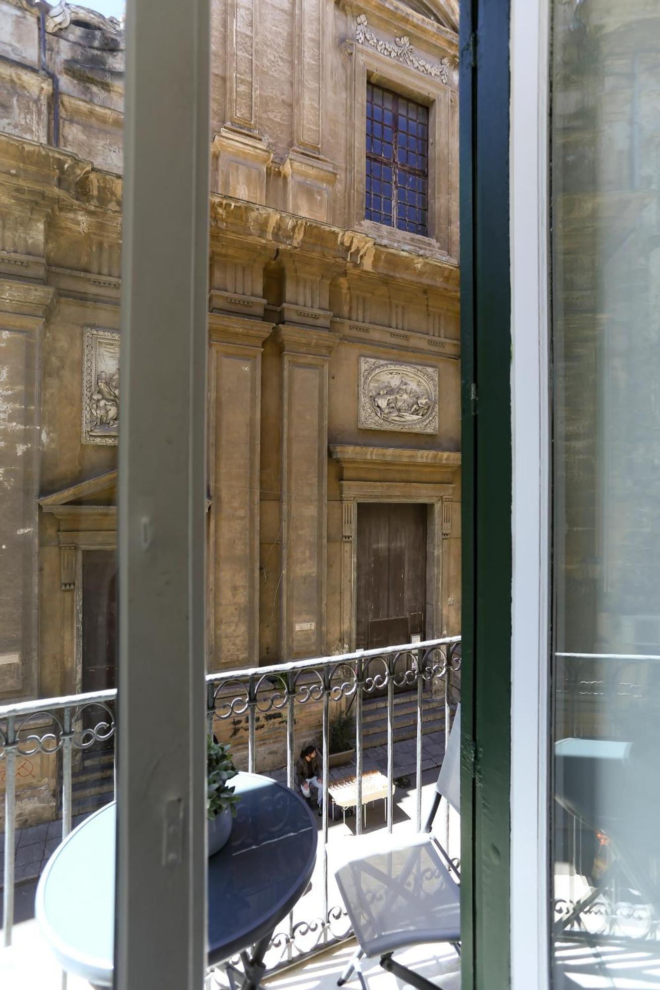 Maqueda View Apartment Palermo Bagian luar foto